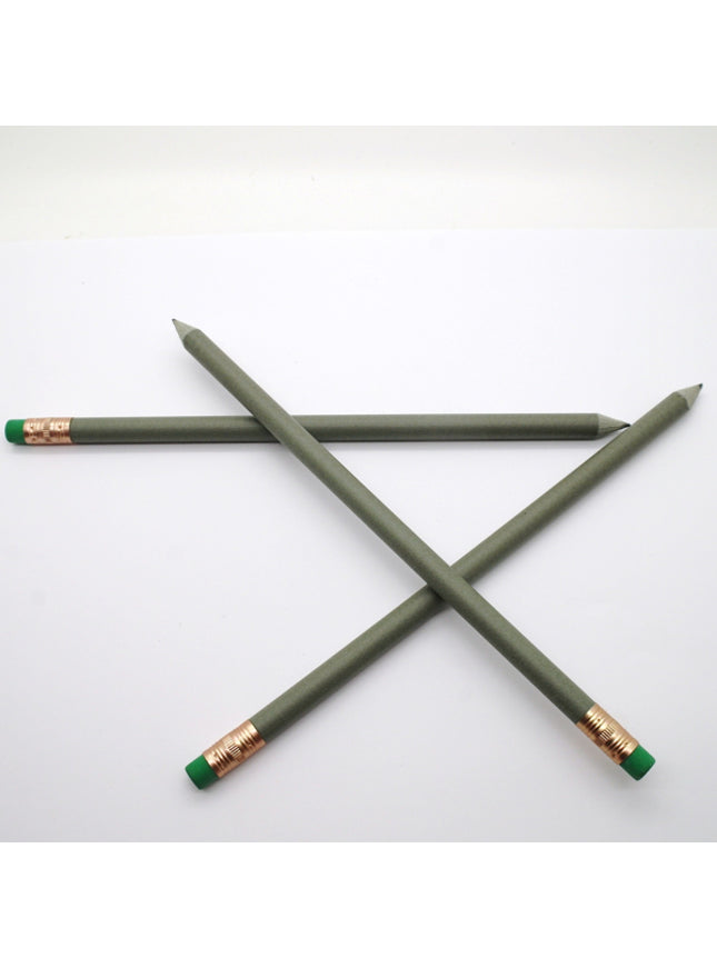 Crayon rond fabriqué à partir de plastique recyclé (70%) + dollars (30%)