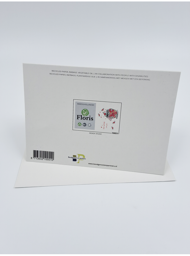 bocal de cartes de vœux en forme de cœurs