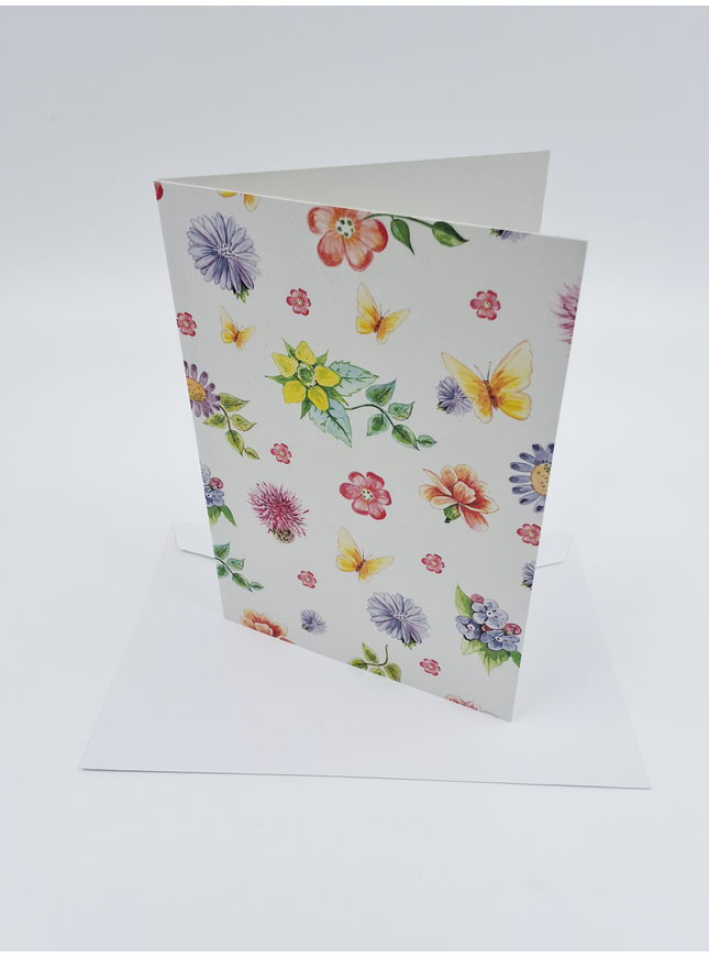 Wenskaart bloemen met vlinders (F10080)