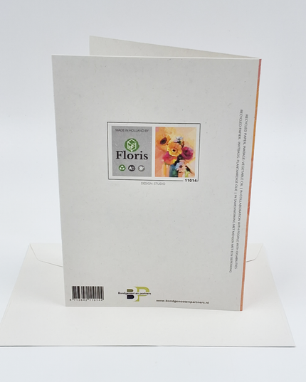 Wenskaart vaas met geel boeket (F11014)
