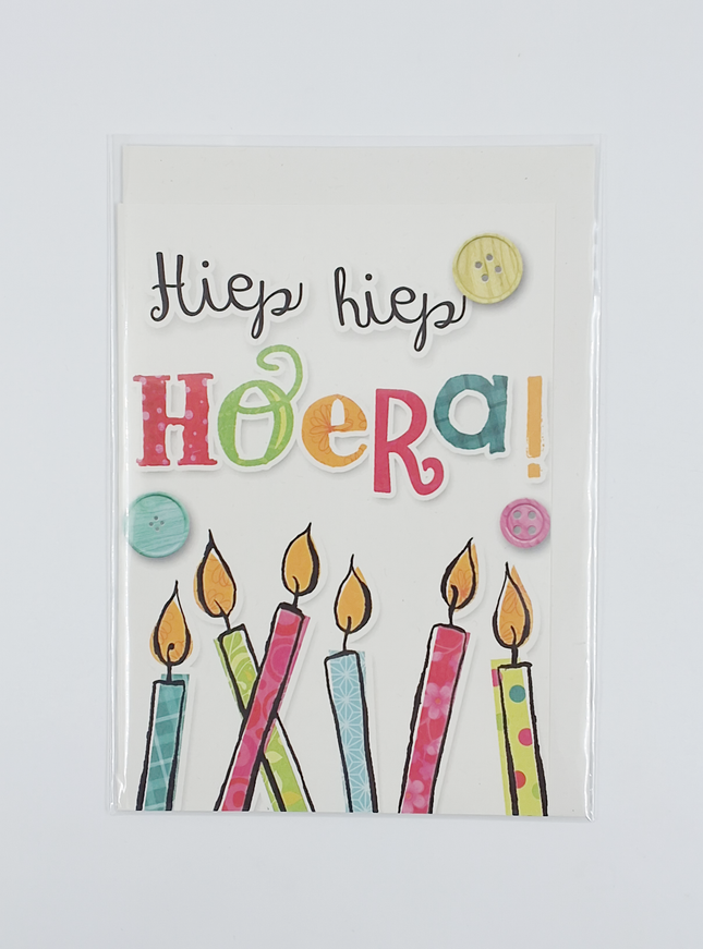 Wenskaart hiep hiep hoera (F11056)