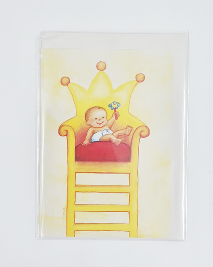 Wenskaart baby op troon (F11430)