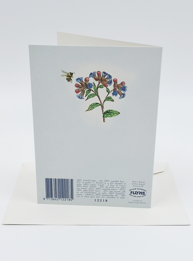 Wenskaart blauwe druifjes longkruid vlinder (F12218)