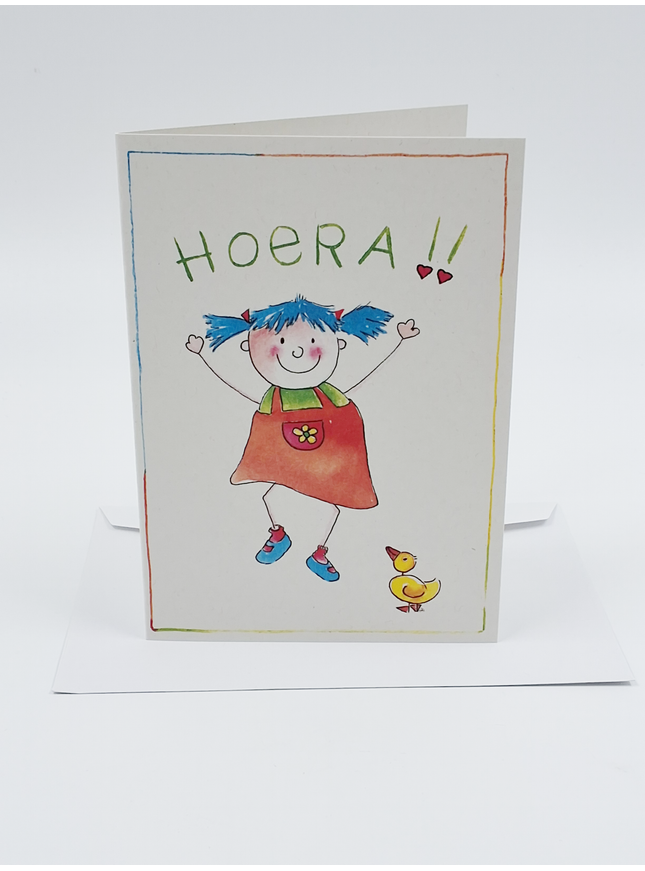 Wenskaart meisje hoera (F12497)