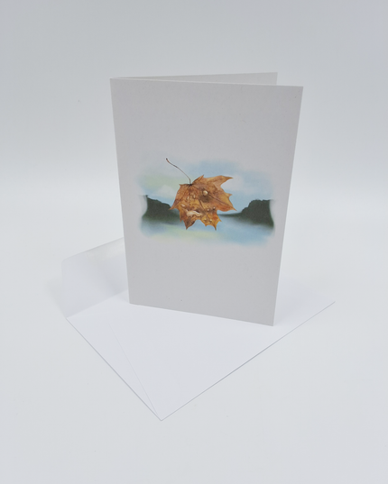 Greeting card leaf and mountains (F15211)