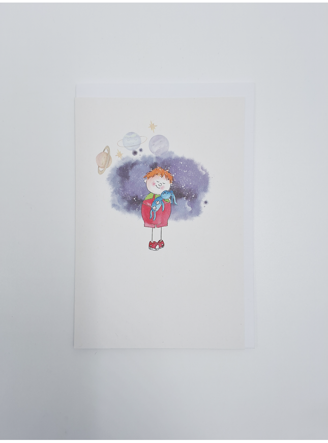 Wenskaart kind met blauwe knuffel (F15221)